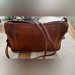 COACH Vintage 70’s NYC Basic Bag Zippered Clutch Leather Bag Purse